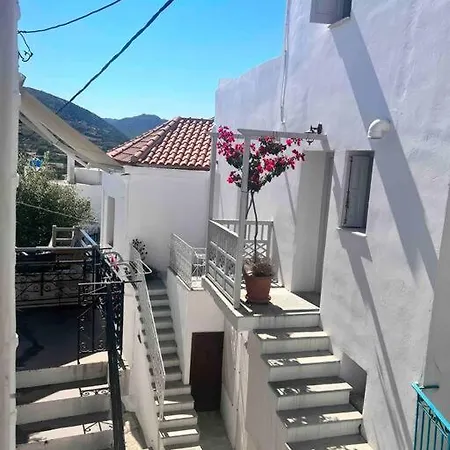 Village Traditional House Christos Holiday home *